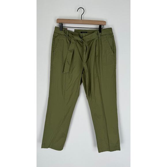 Tommy Hilfiger Womens Green Relaxed Tapered Leg Chino Pants Belted Size 12 NWT - Picture 1 of 8